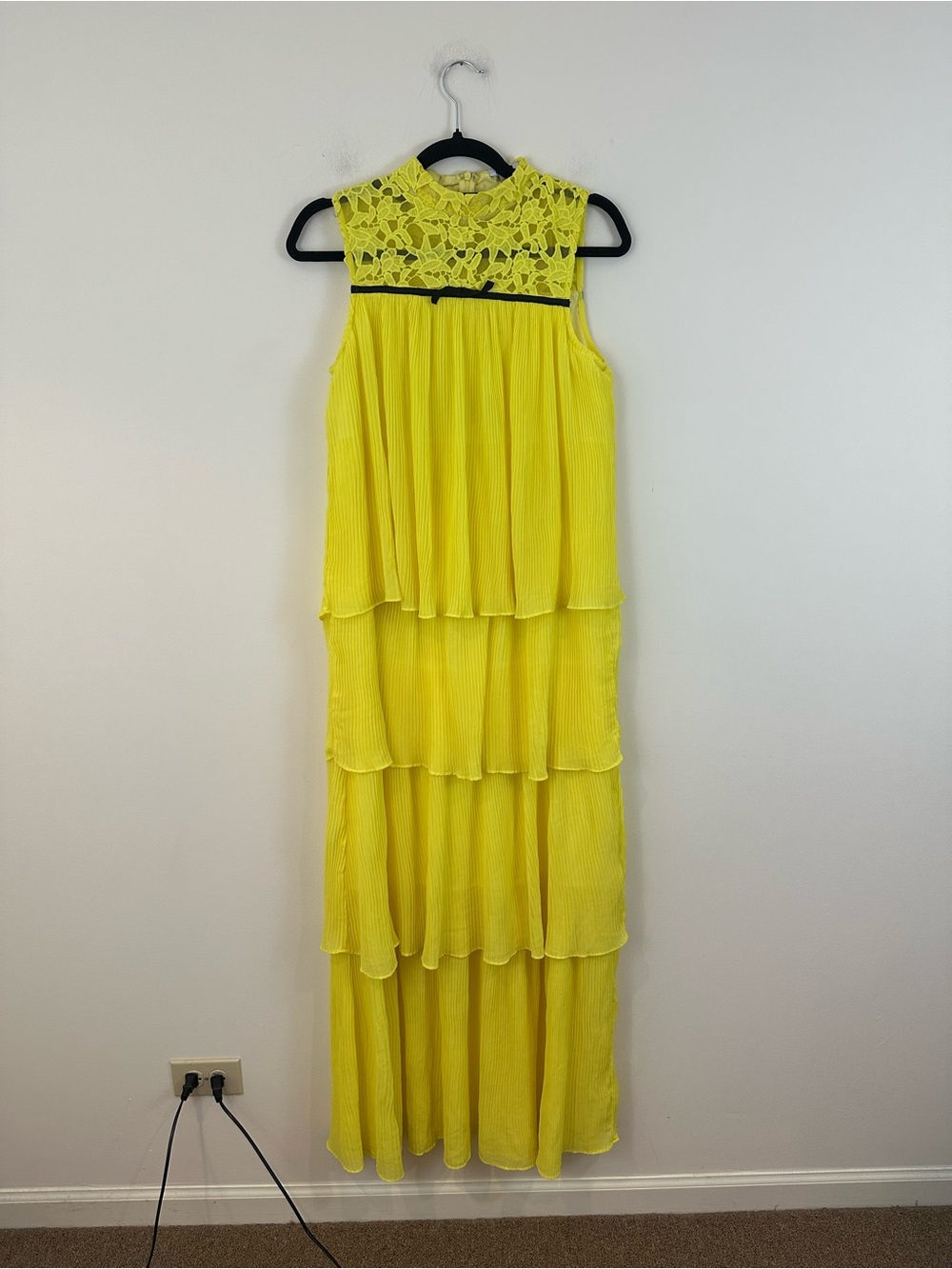 Fashion Nova Yellow Tiered Maxi Dress Lace Top Size Small Women's
